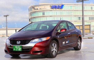 Honda FCX Clarity airport limousine service at Narita Airport, Tokyo