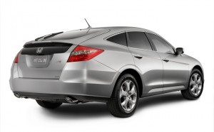 Honda Crosstour rear three quarters view