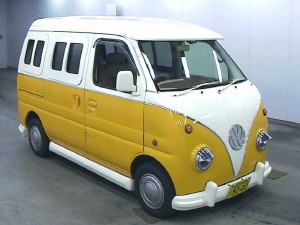 VW Microbus-style Suzuki Every Van