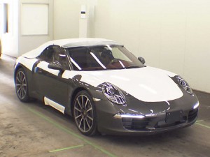 2012 Porsche 991 cabriolet at auction in Japan