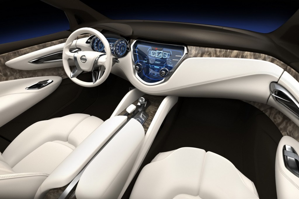 Nissan Resonance Interior Design