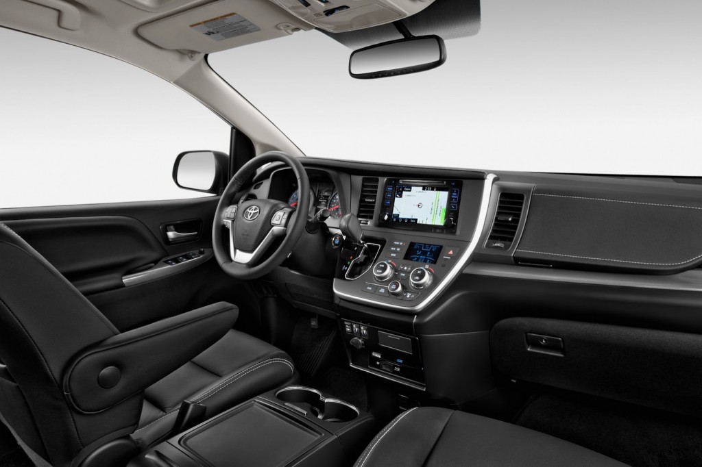 2015 Toyota Sienna black leather interior