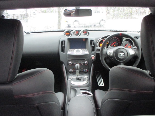 2013 Nissan 370Z Nismo interior