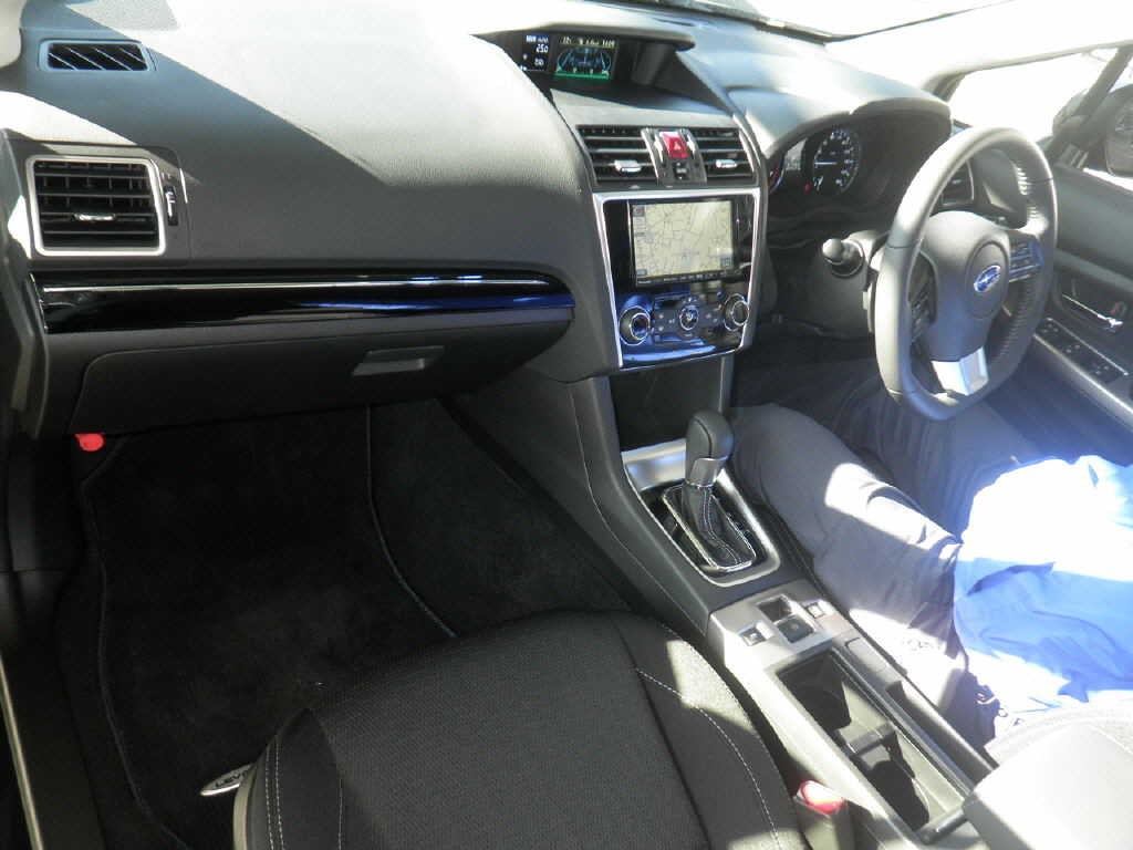 2014 Subaru Levorg interior