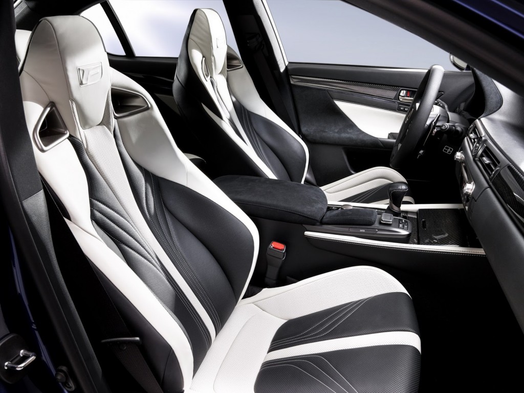 2016 Lexus GS F two-tone interior
