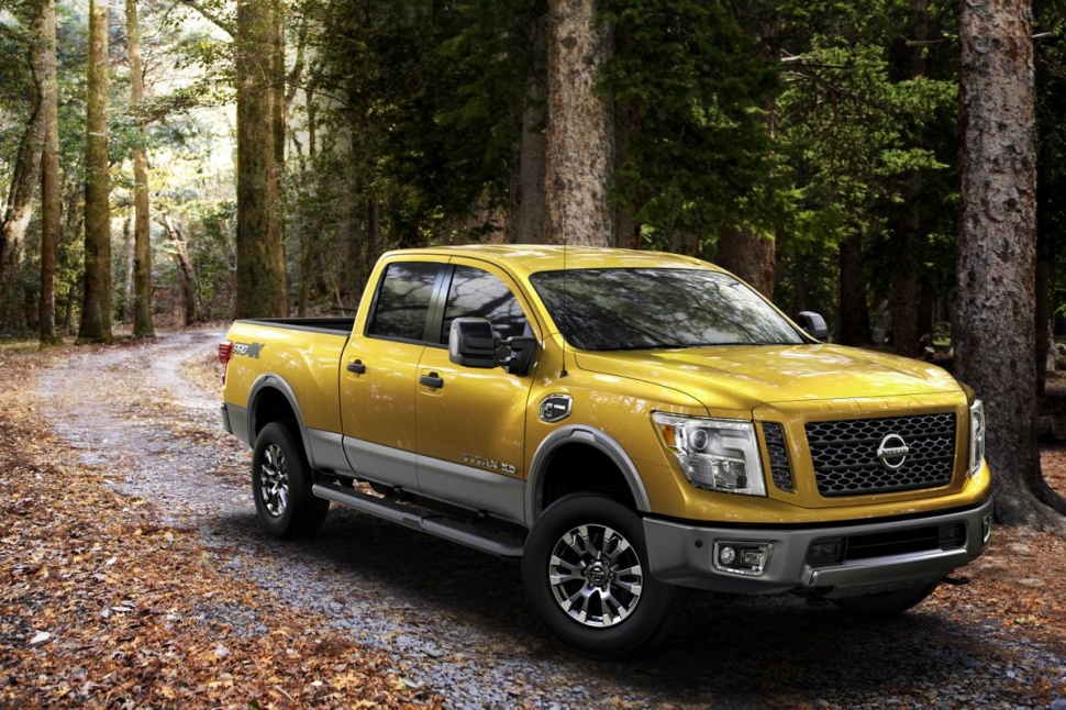 2016 Nissan Titan XD woods