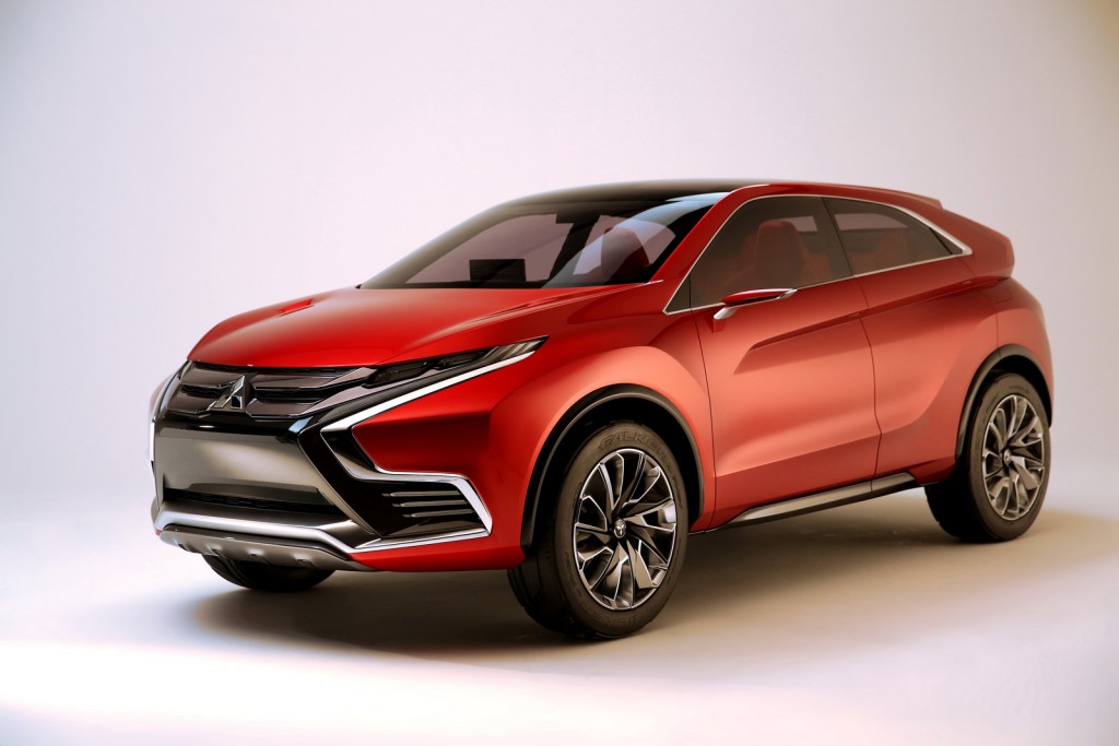 2015 Mitsubishi XR-PHEV II Concept