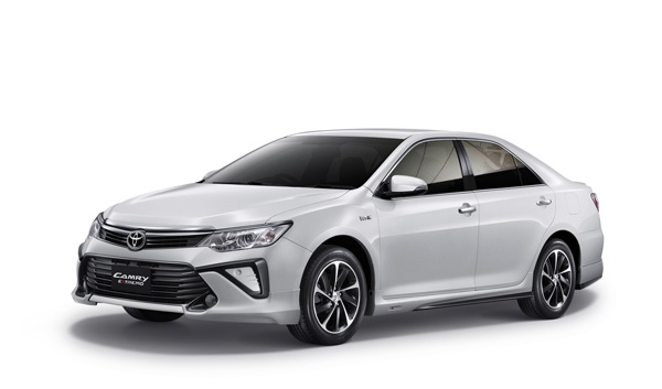 2016 Toyota Camry Extremo