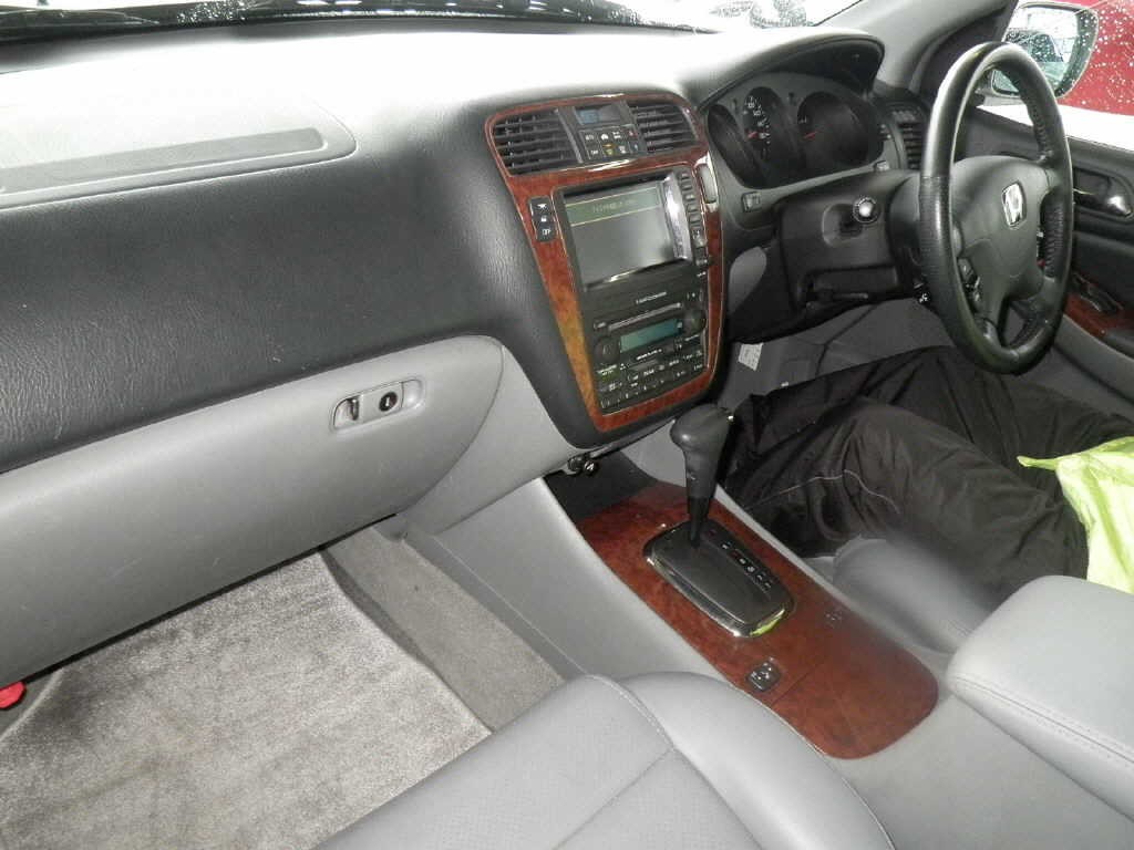 2003 Honda MDX interior