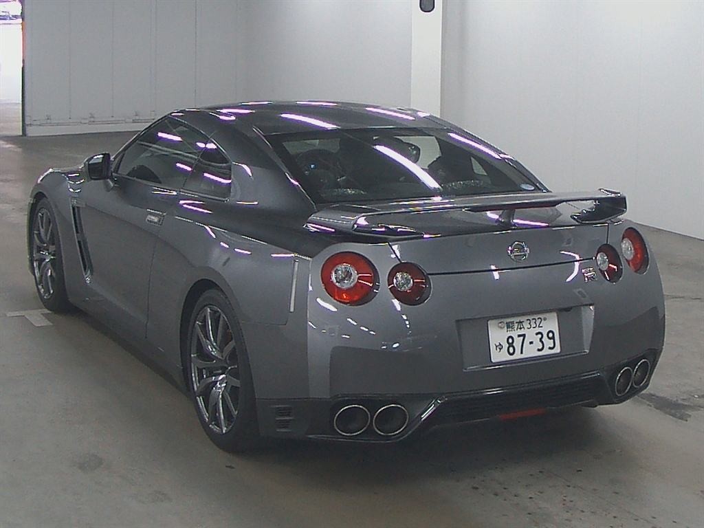 2012 Nissan GT-R rear