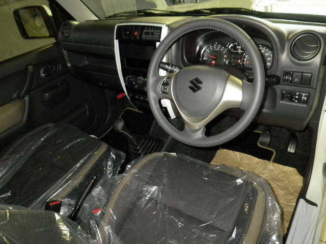 2015 Suzuki Jimny interior