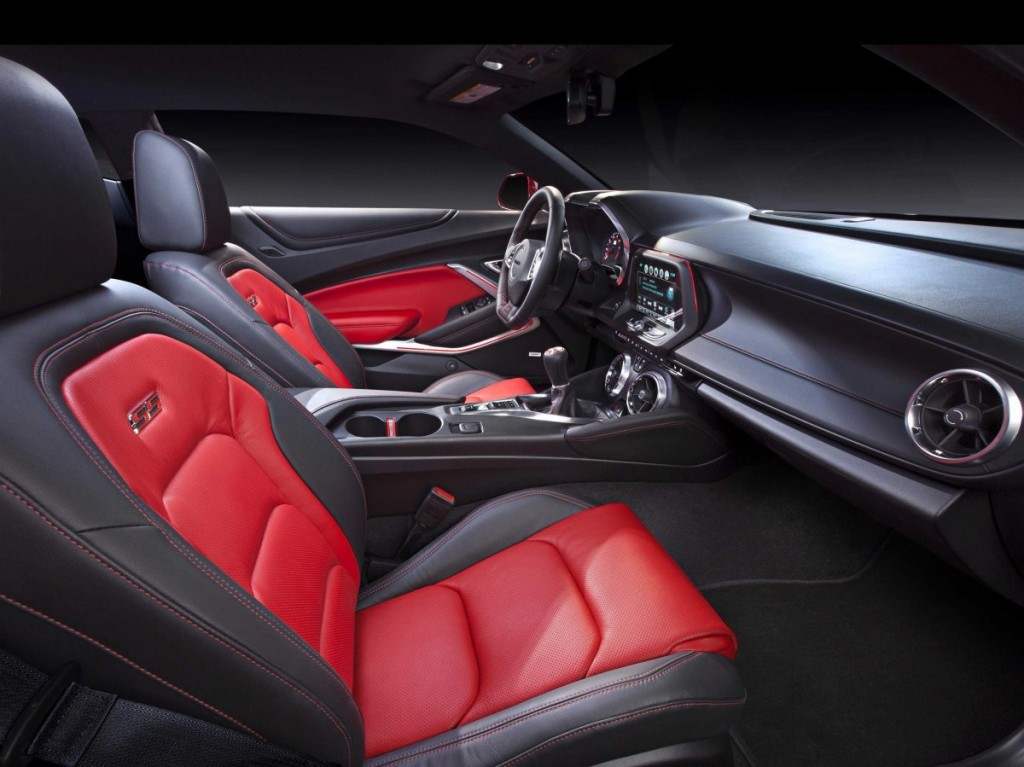 2016 Chevrolet Camaro SS interior