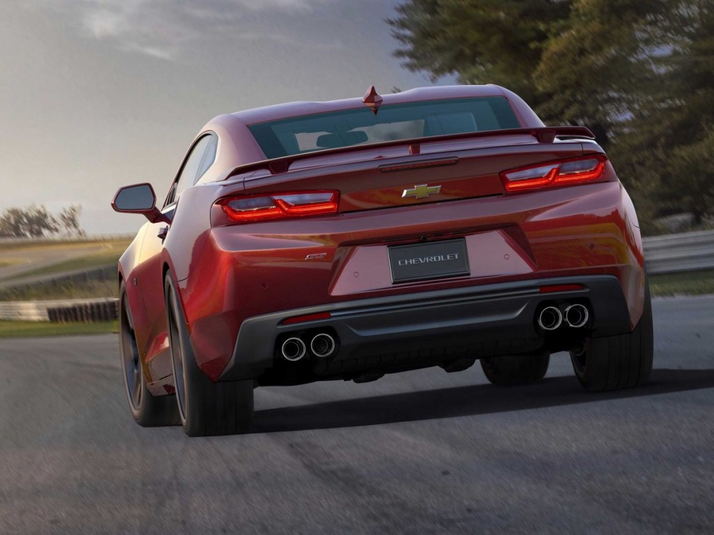 2016 Chevrolet Camaro rear