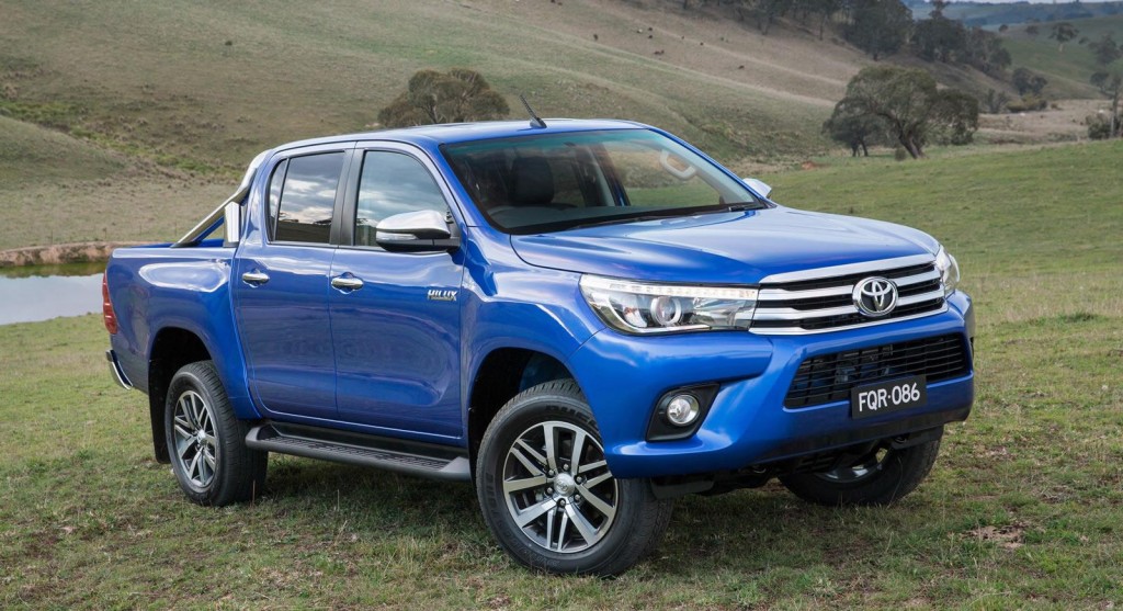 2016 Toyota Hilux blue