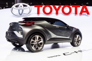 Toyota C-HR Racing Crossover