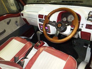 VW-style Subaru Samar Dias - interior