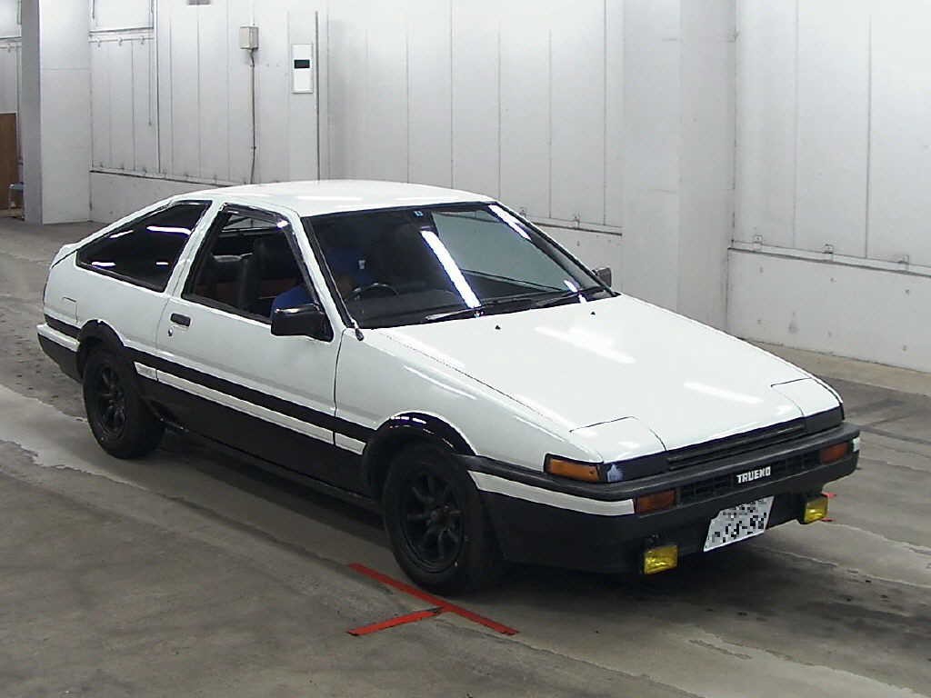 Toyota trueno ae86 такуми