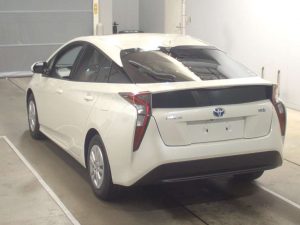 2016 Toyota Prius at Japanese car auction -- rear